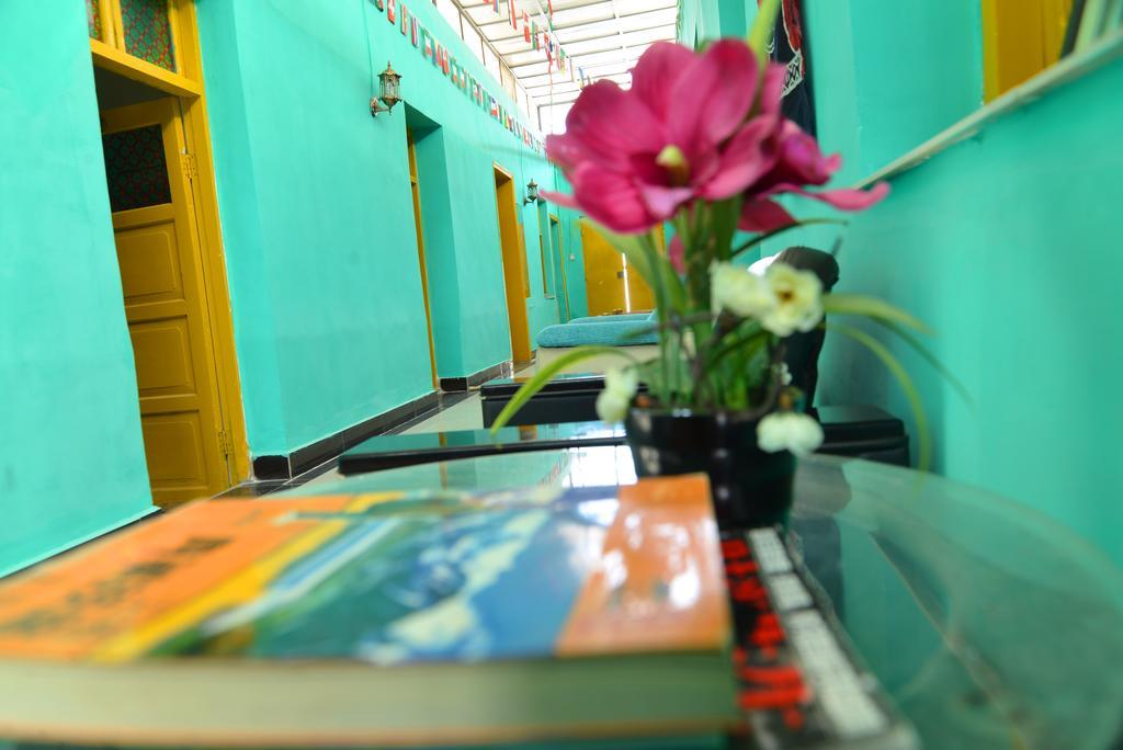 Happy Station Hostel ตุนหวง ภายนอก รูปภาพ