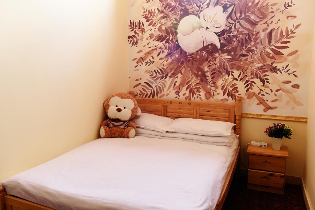 Happy Station Hostel ตุนหวง ภายนอก รูปภาพ